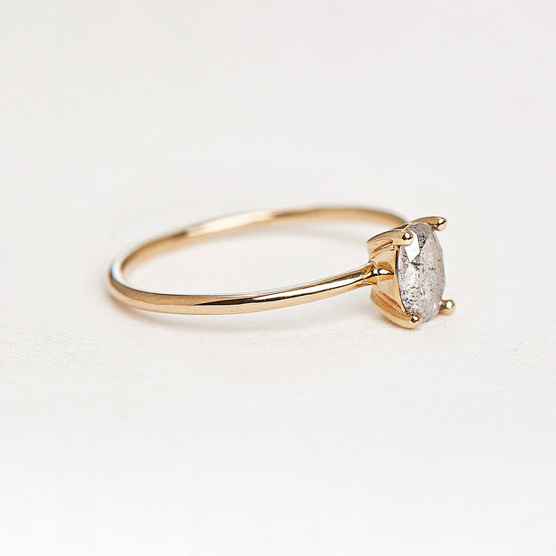Luna Diamond Ring - 0,4ct Salt & Pepper Diamonds